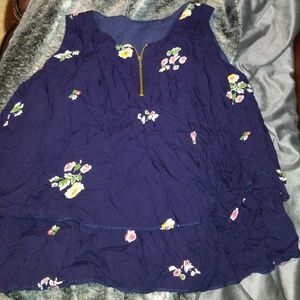 Aeropostale Girls sleeveless top with zipper a